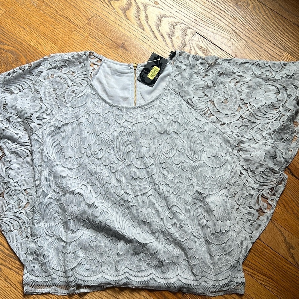 NWT Investments gray lace short sleeved dress top Med - Picture 2 of 6